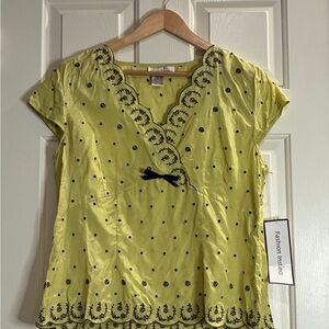 Lime Top with Black Detailing